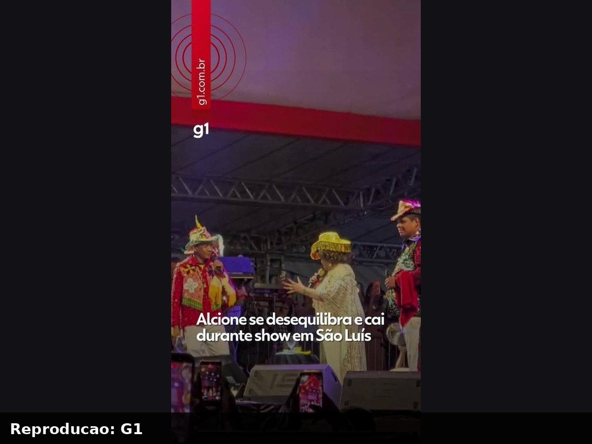 Alcione cai durante show no Maranhao e da licao: ‘Volta por cima’