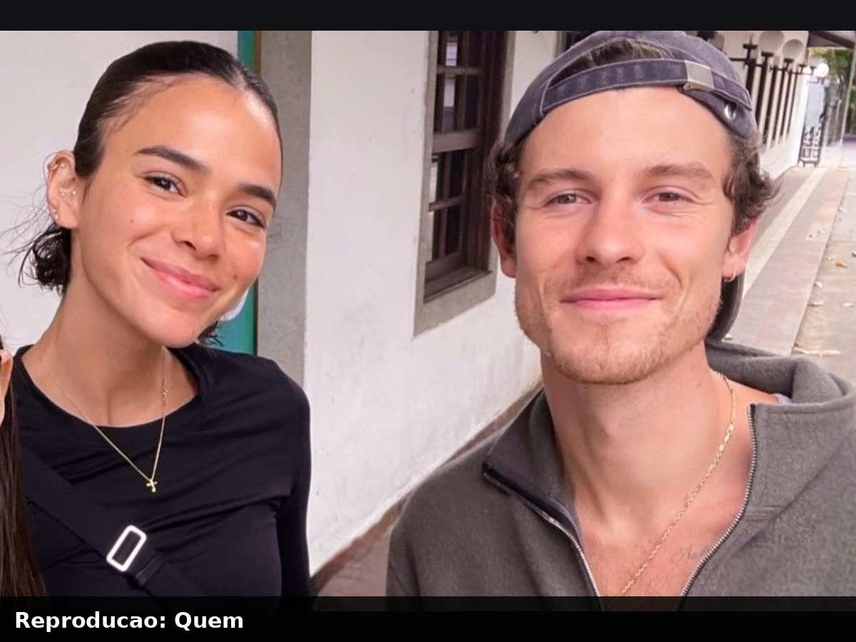 Shawn Mendes se declara a Bruna Marquezine e web pede casamento