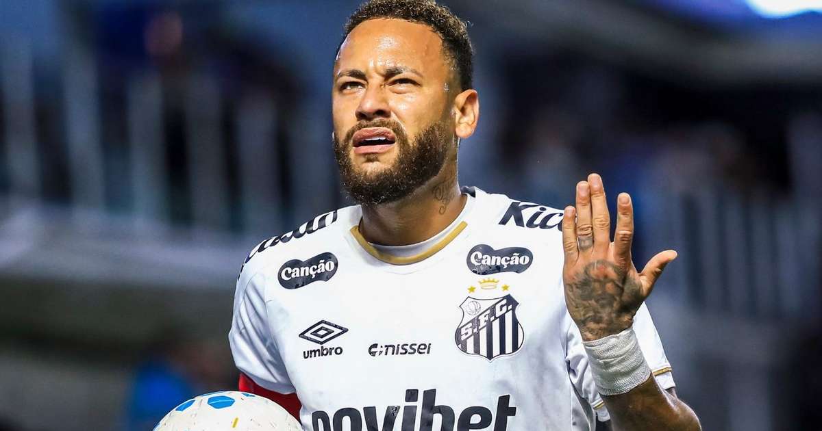 Neymar provoca torcedor do Remo e manda ‘beijinho para sua mulher’