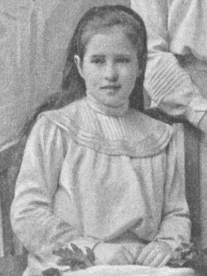 Maria Alice em foto de acervo livre