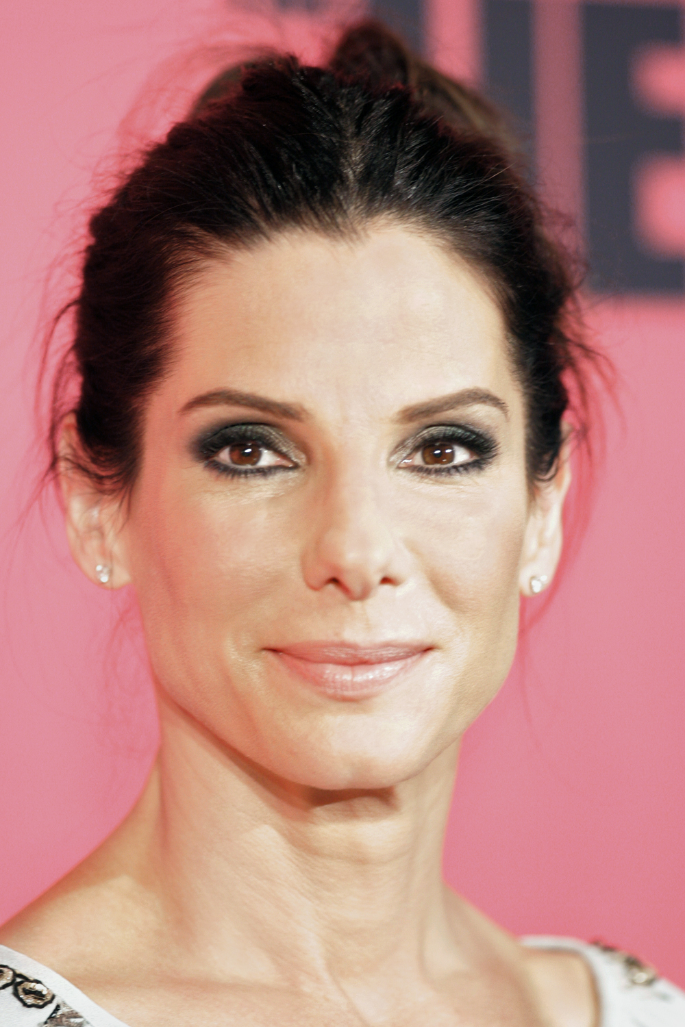 Sandra Bullock em foto de acervo livre