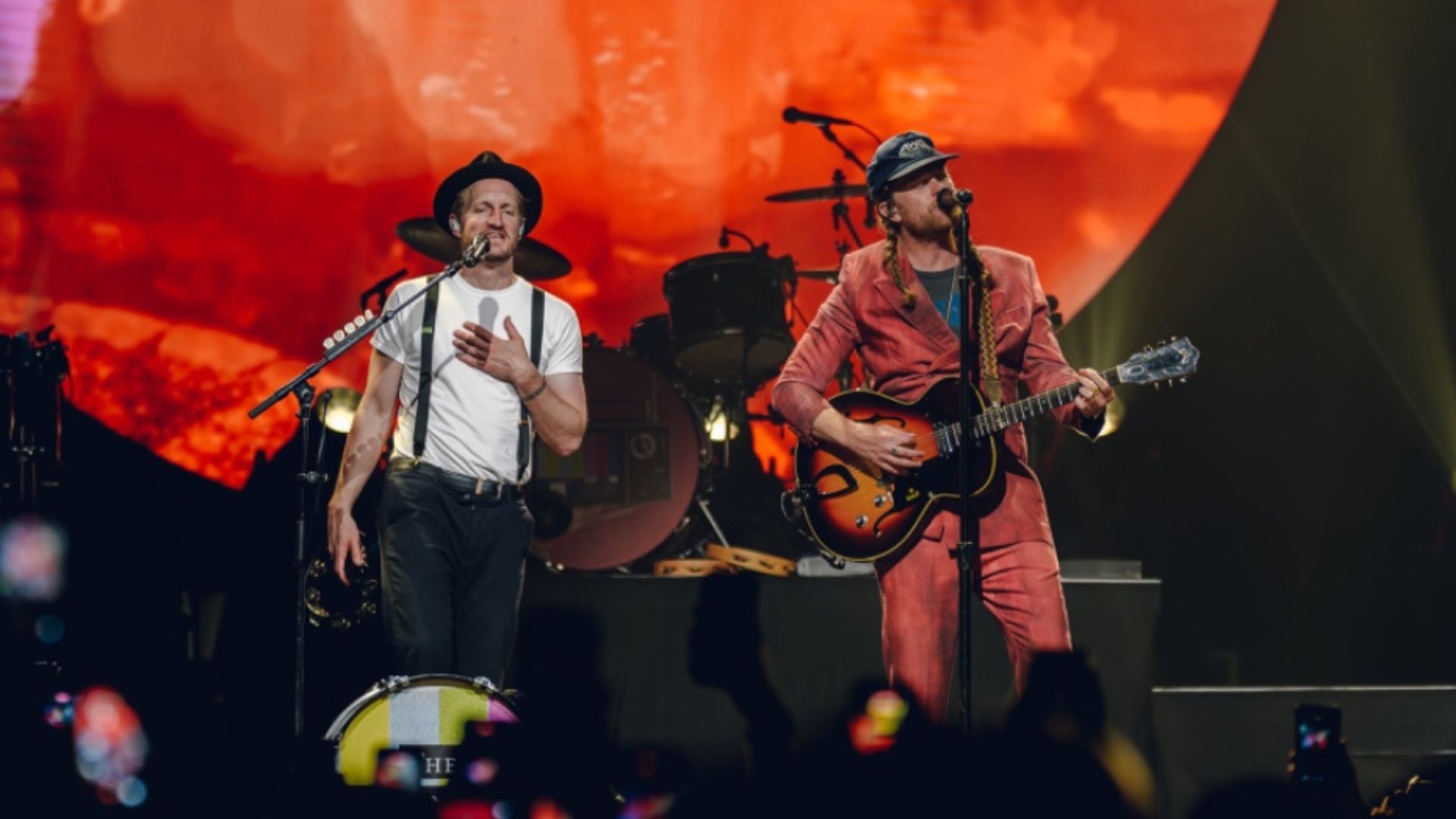 The Lumineers encantam São Paulo com festa folk inesquecível