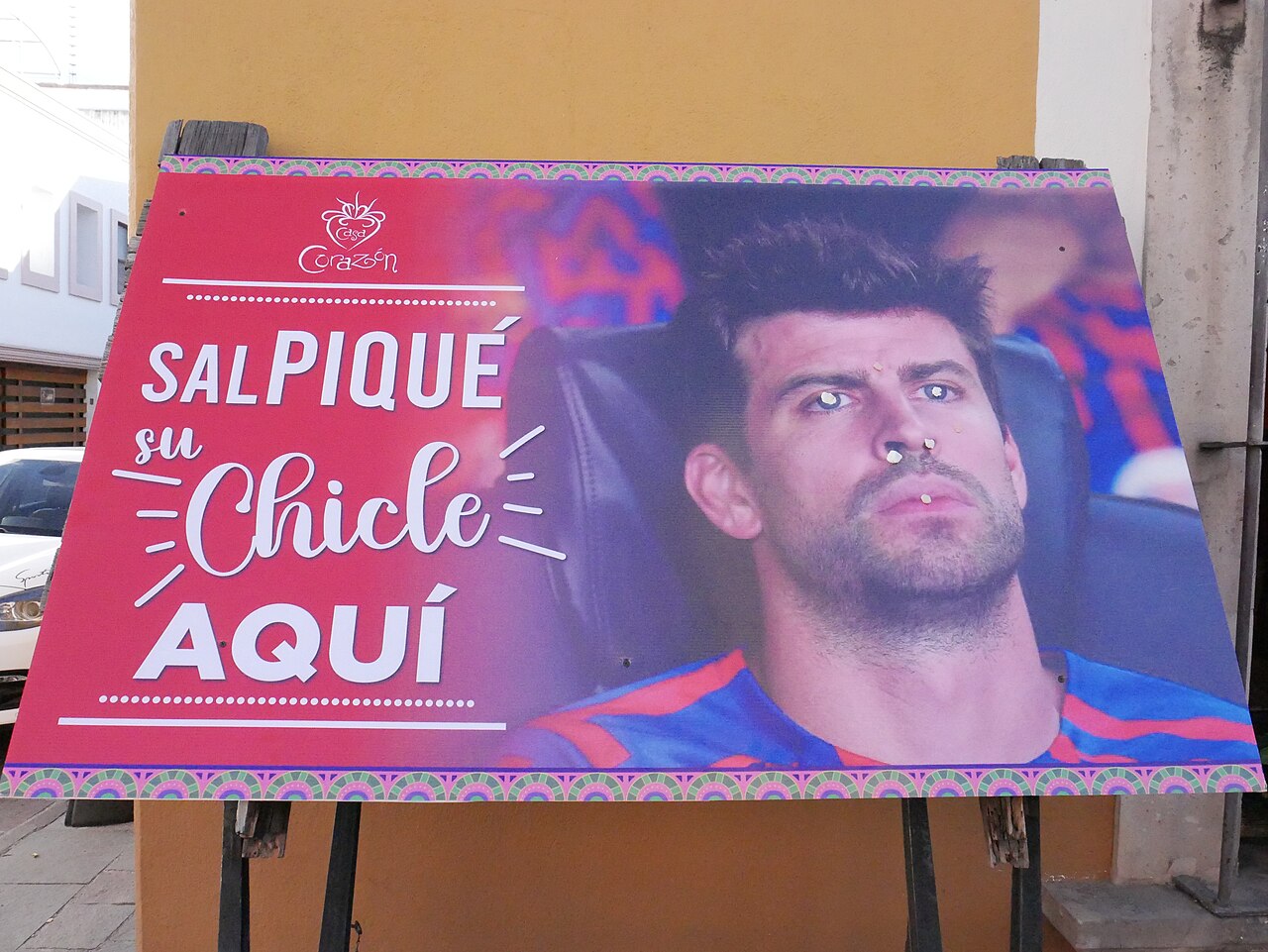 Gerard Piqué em foto de acervo livre