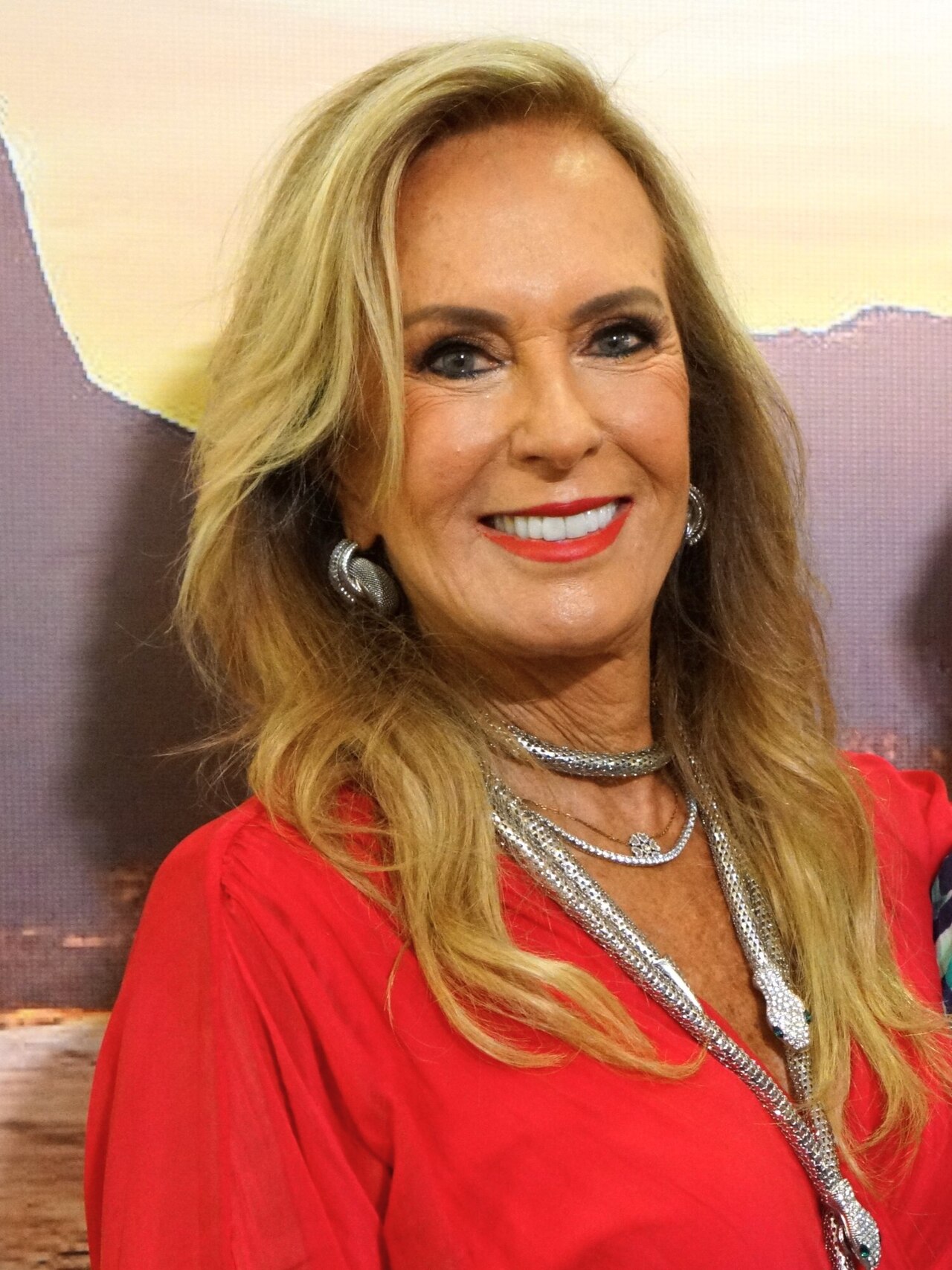 Helô Pinheiro em foto de acervo livre