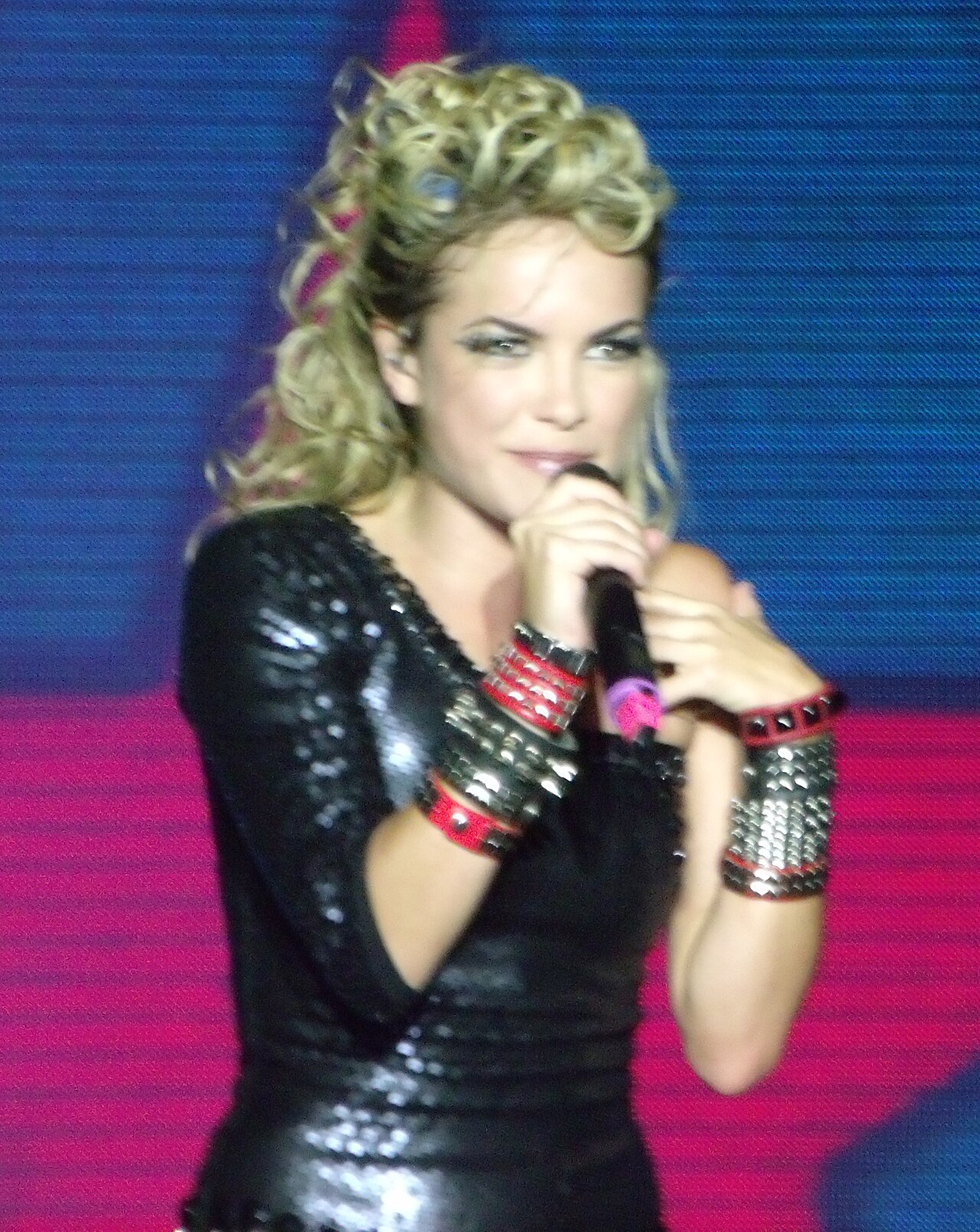 Lua Blanco em foto de acervo livre