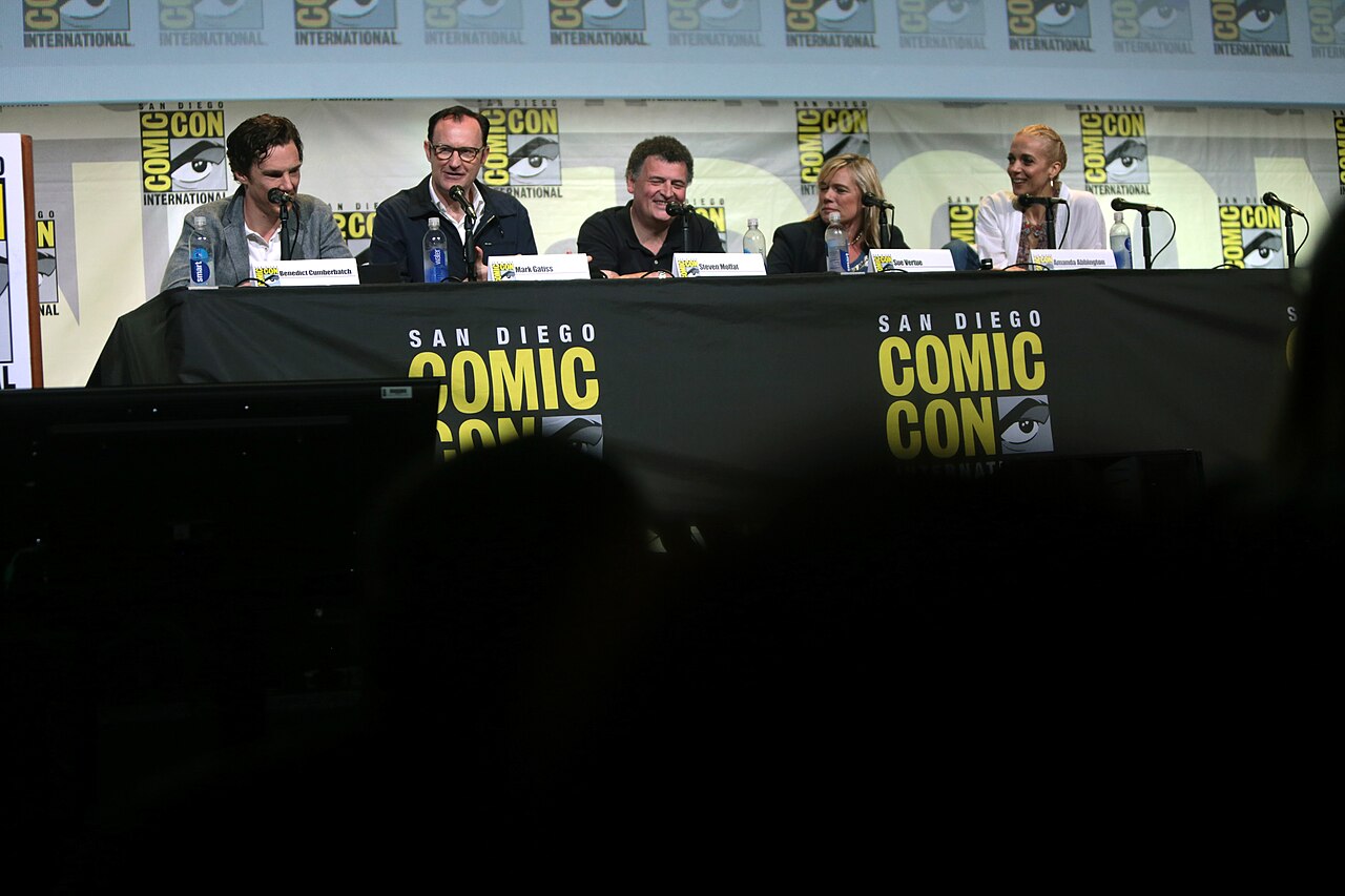 Steven Moffat em foto de acervo livre